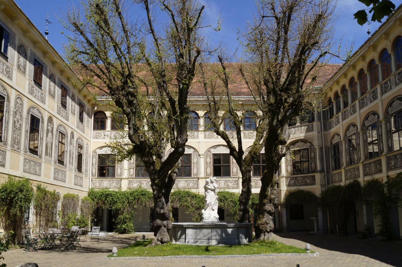 Schloss Puchberg Βελς Εξωτερικό φωτογραφία